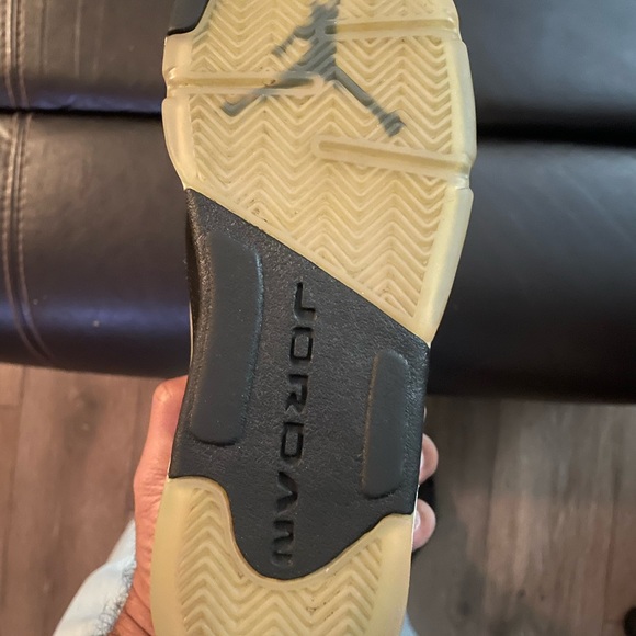 Authentic Air Jordan V “Oreo” - Picture 6 of 6